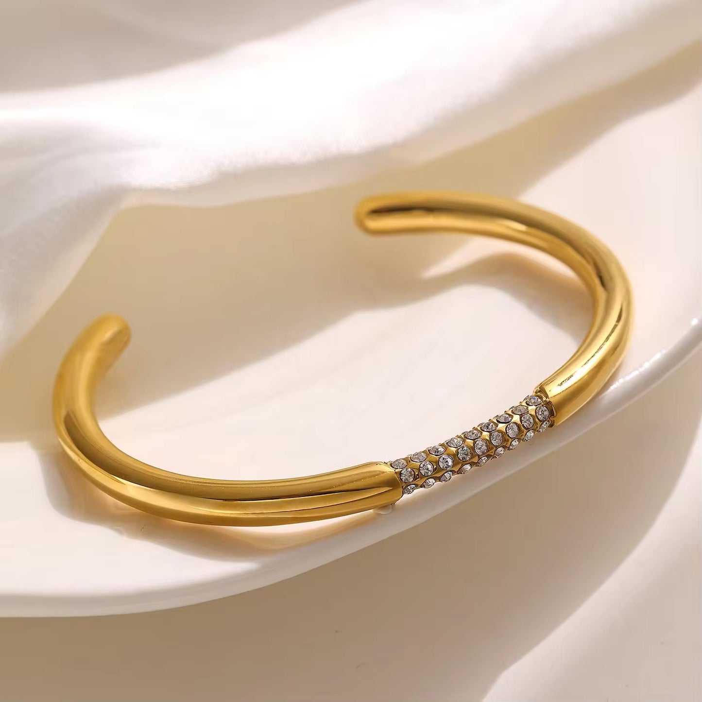 Zirconia Bracelet- 18K Gold Plated