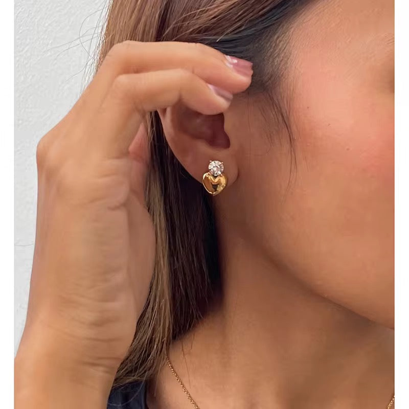 Sweet Heart Zirconia Stud Earrings: 18K Gold Plated