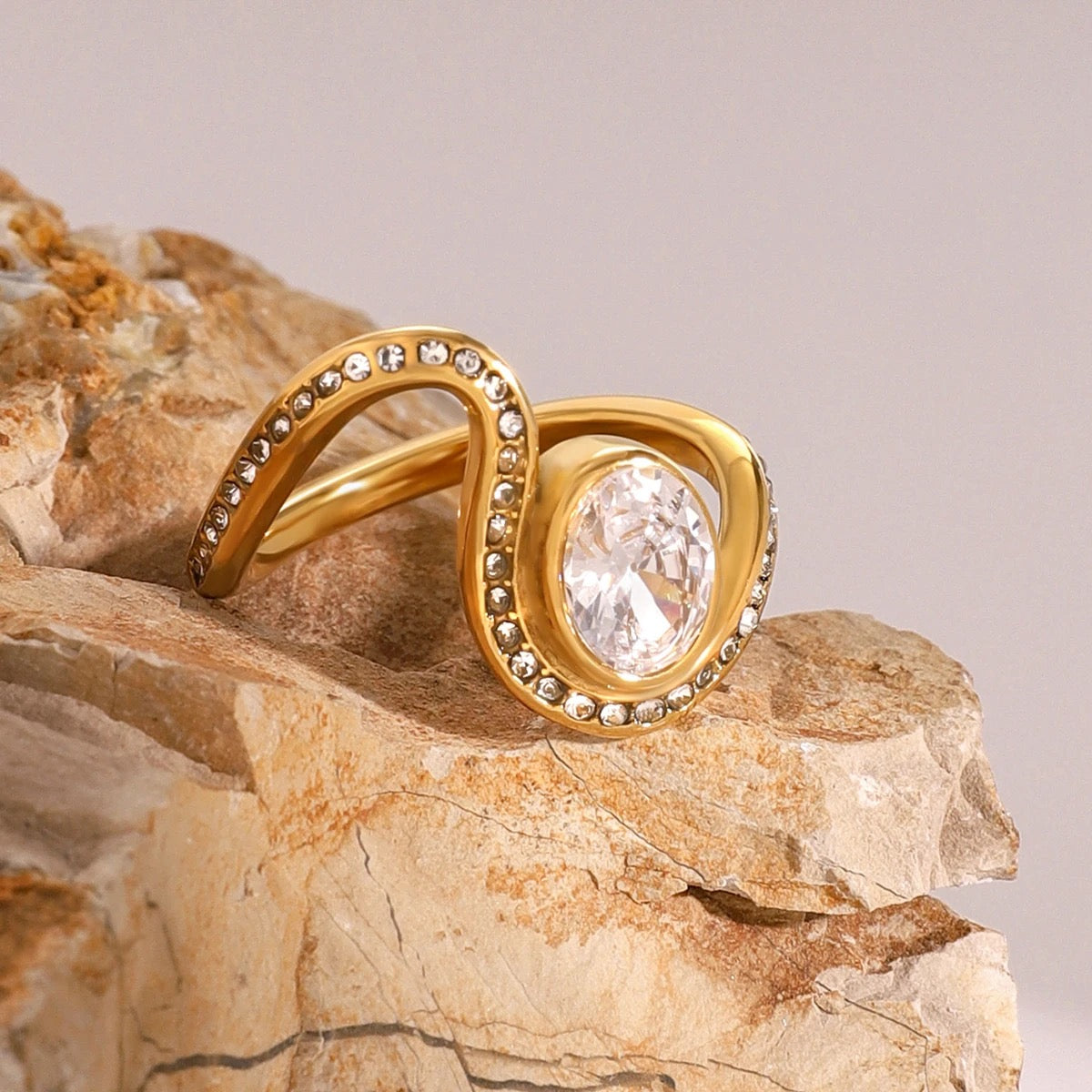 The Princess Ring: 18K Gold Plated