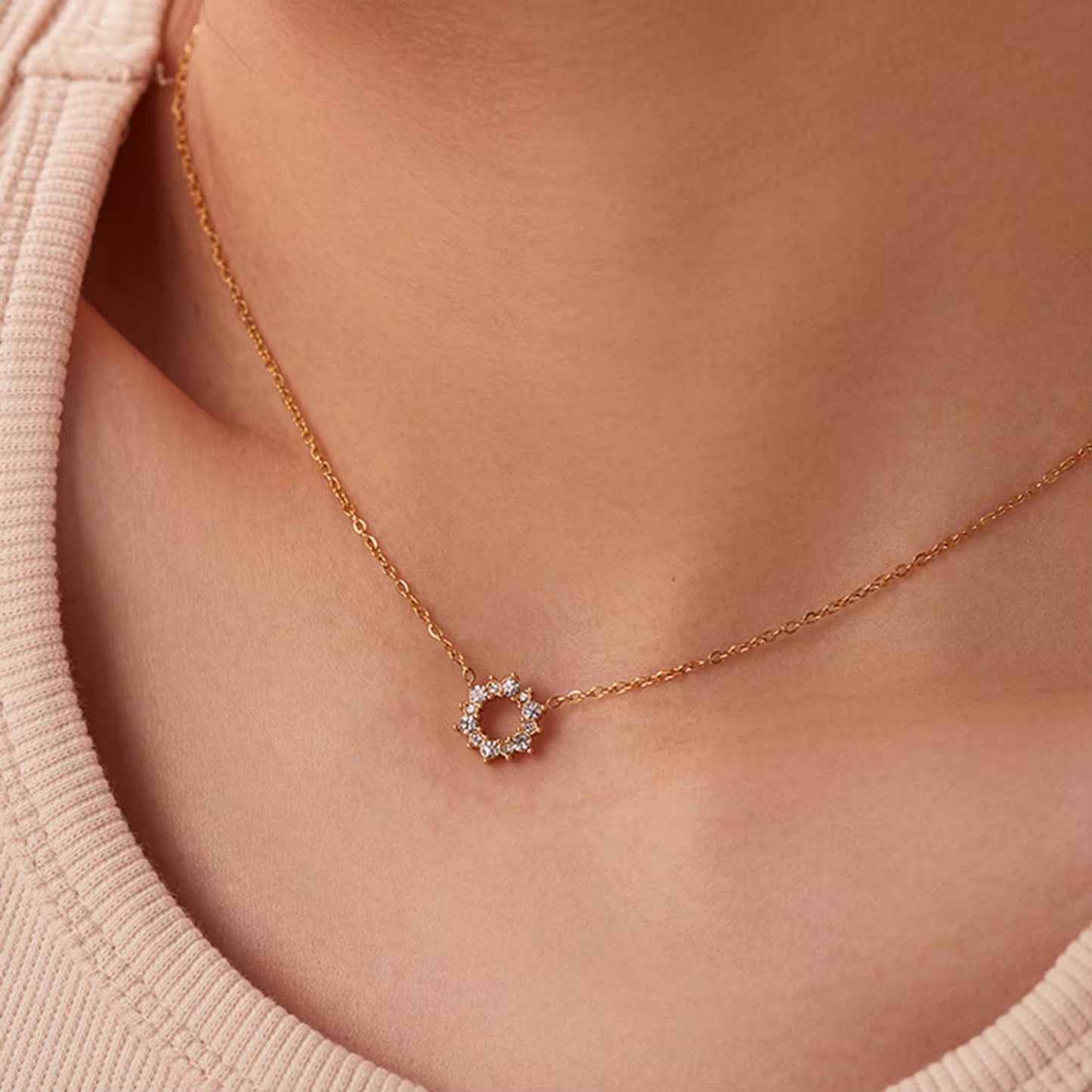 Lunara Necklace: 18K Gold Plated