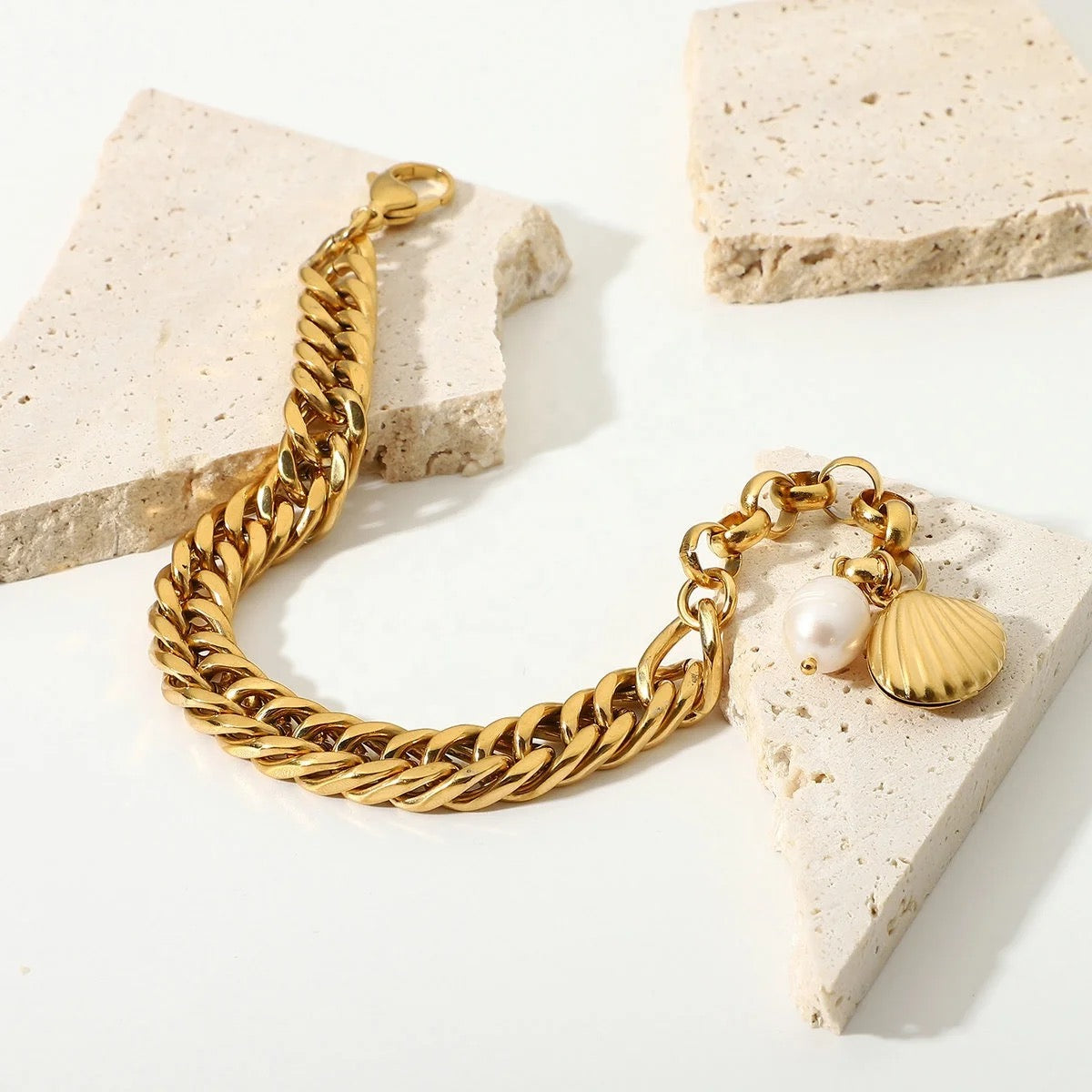 Freshwater Pearl Drop Chunky Chain Bracelet: 18K Gold Plated