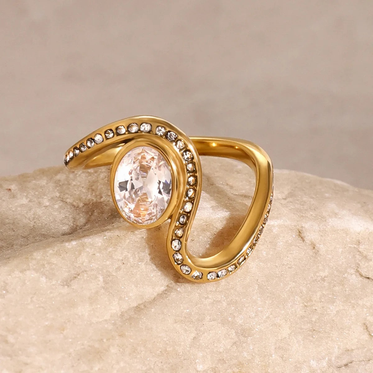 The Princess Ring: 18K Gold Plated