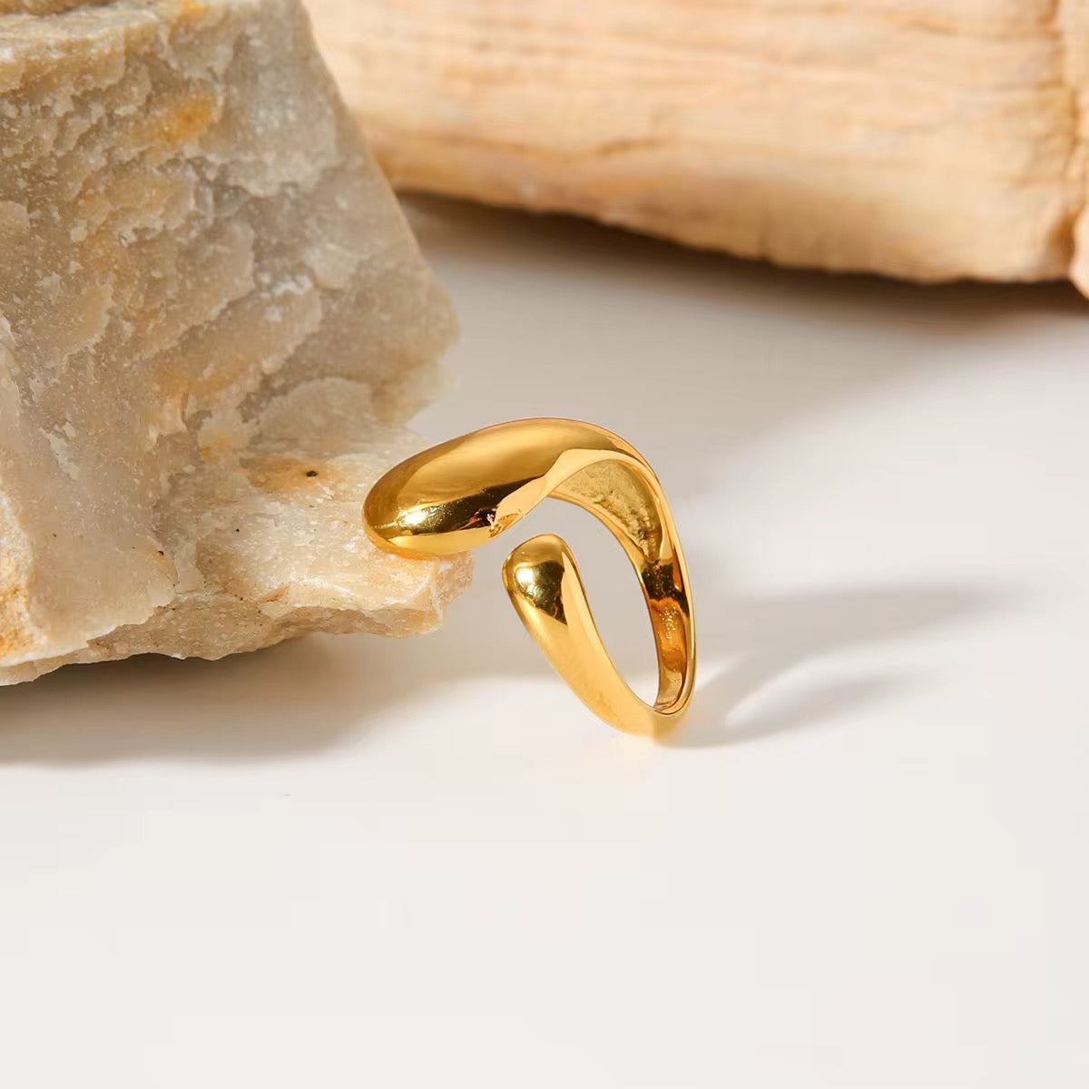 Waterdrop Statement Open Ring: 18K Gold Plated