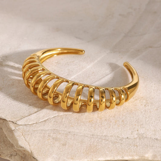 Twister Bracelet: 18K Gold Plated