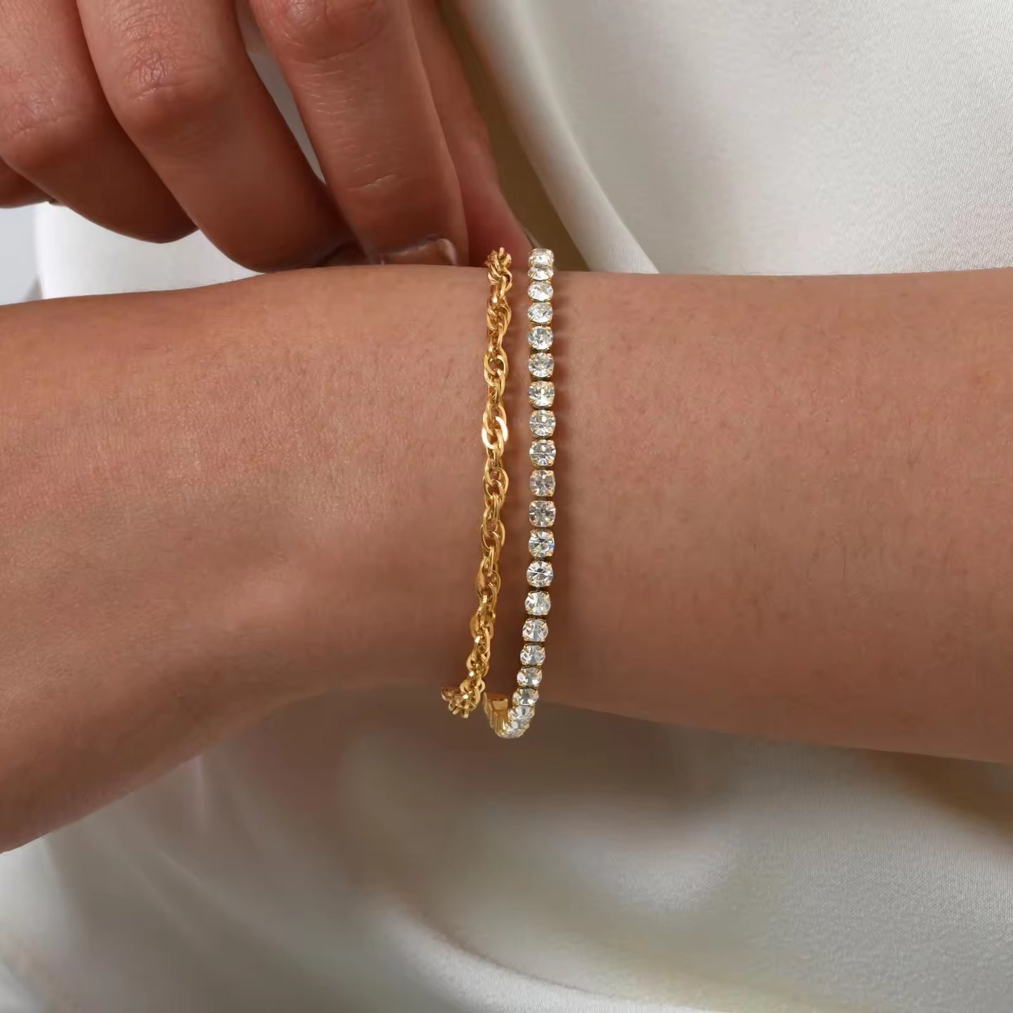 Twilight Chain Bracelet: 18K Gold Plated
