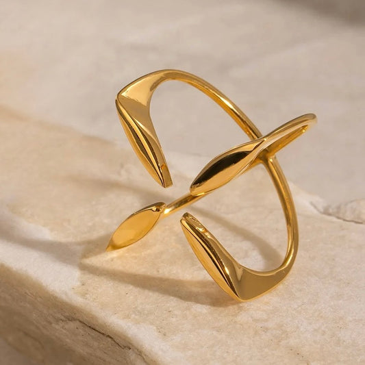 Four Leaf Adjustable Ring: 18K Gold Plated