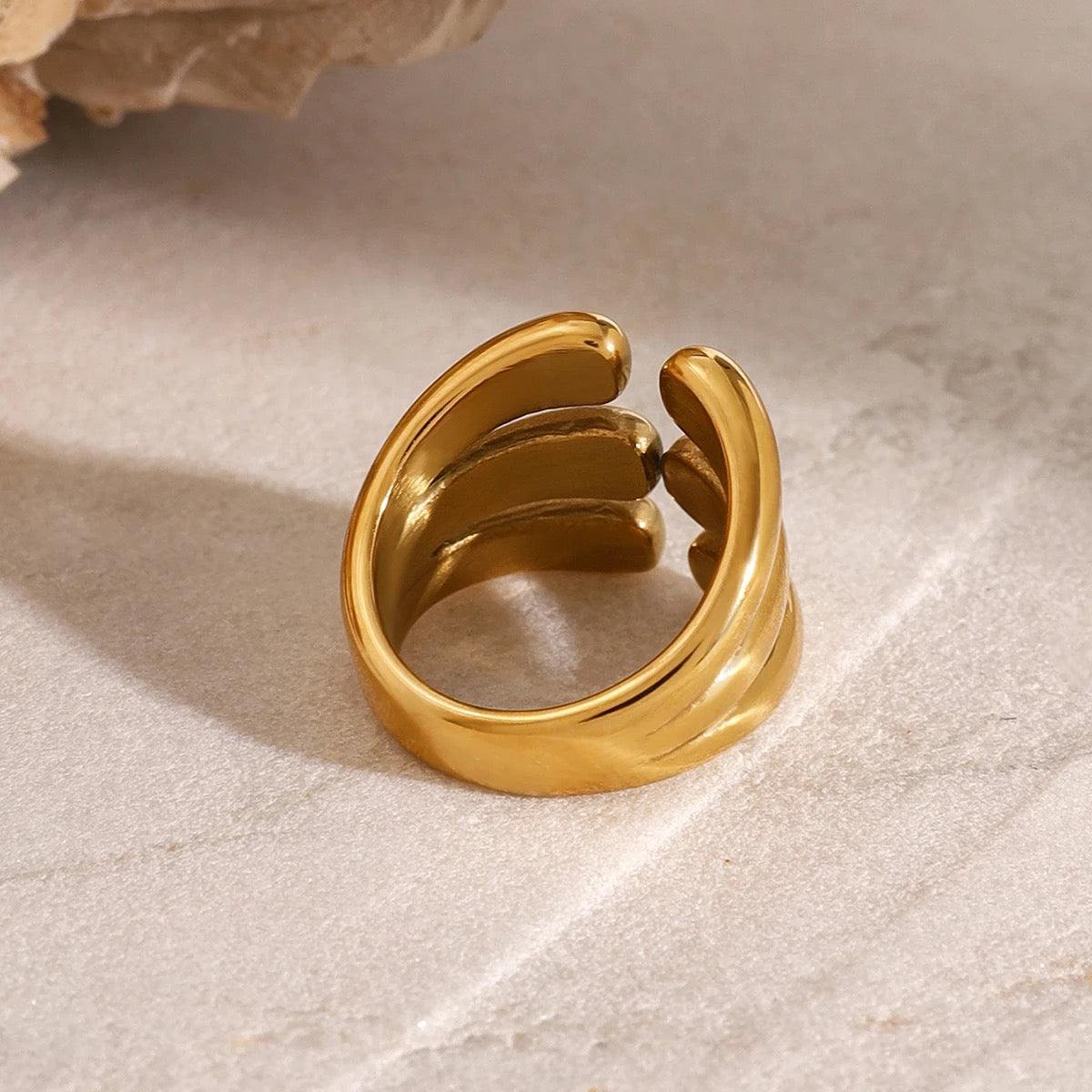 18k Gold Ring store