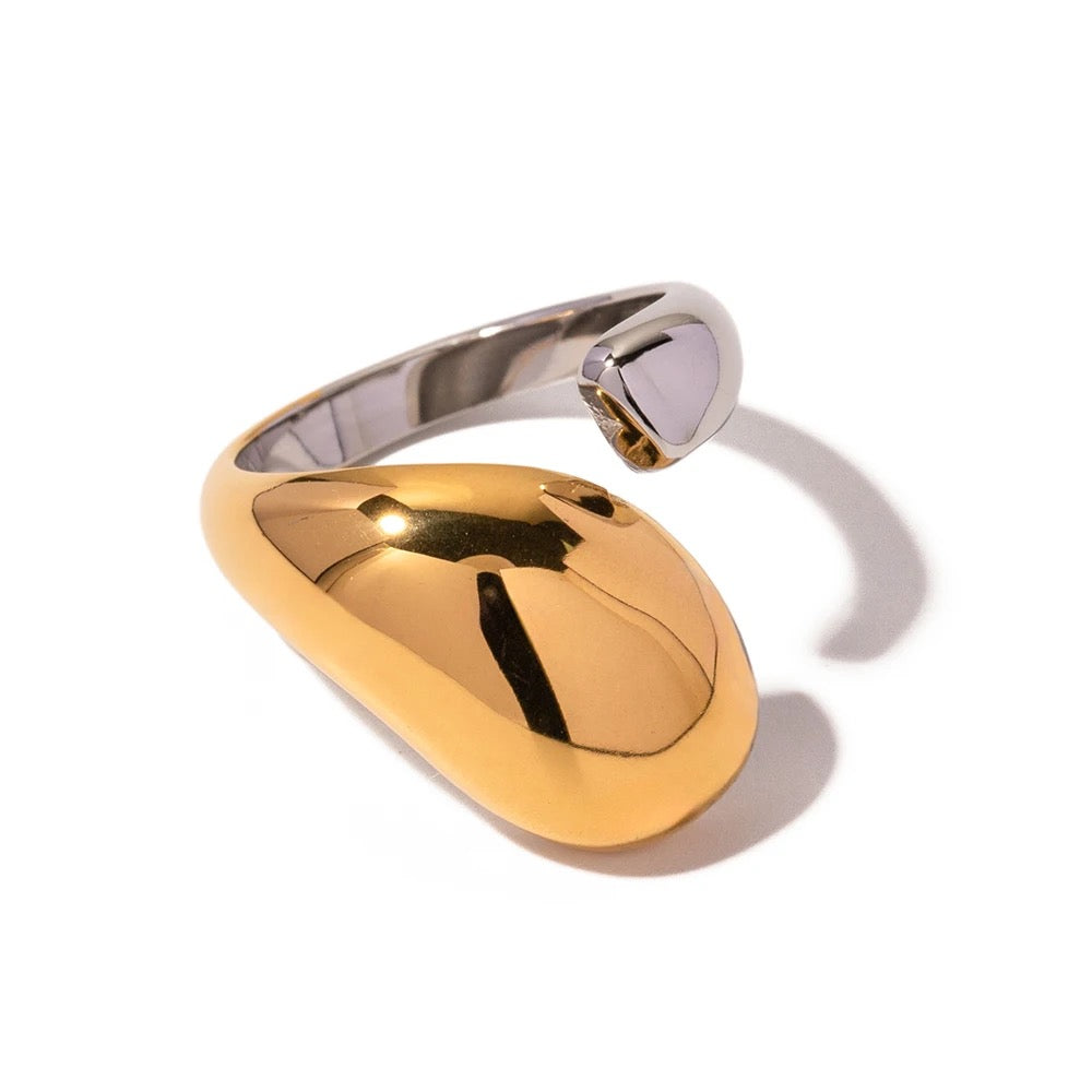 Waterdrop Statement Open Ring: 18K Gold Plated