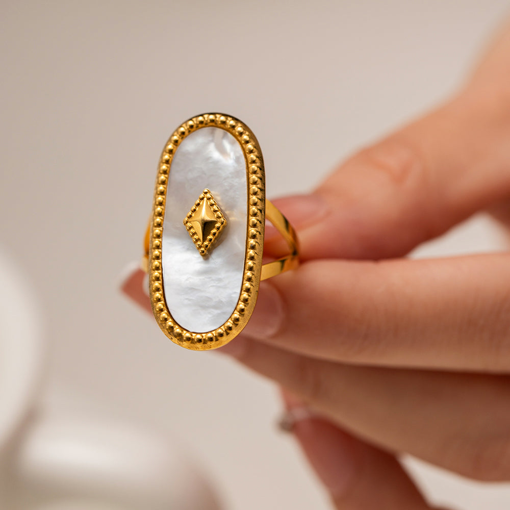 Queen Statement Adjustable Ring: 18K Gold Plated