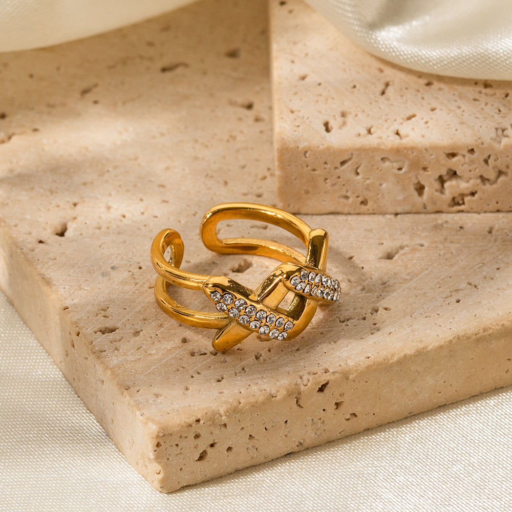 Criss Cross Open Ring: 18k Gold Plated